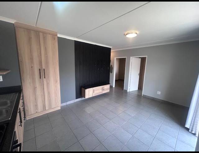 2 BEDROOM PROPERTY TO RENT IN EQUESTRIA